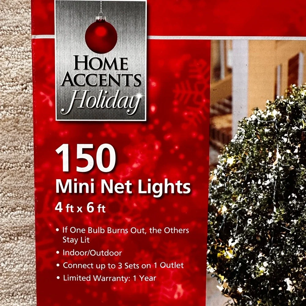2 Sets of Home Accents Holiday 150 Clear Incandescent Mini Net Lights 4ft x 6 ft